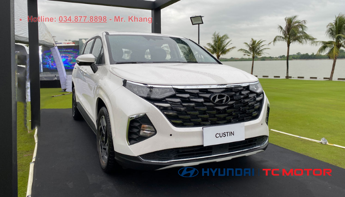 Đánh giá sản phẩm xe Hyundai Custin 2023